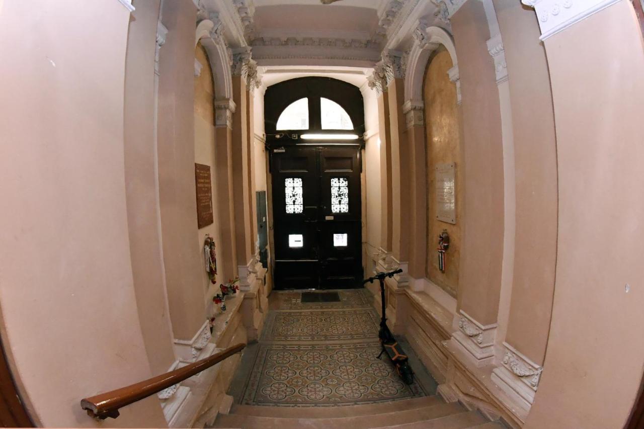 Five Seasons Vaci Utca Apartment Budapeszt Zewnętrze zdjęcie
