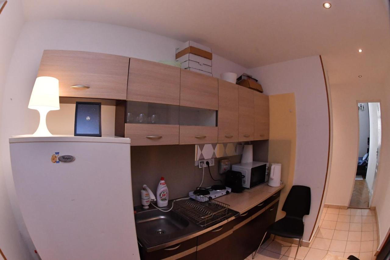 Five Seasons Vaci Utca Apartment Budapeszt Zewnętrze zdjęcie